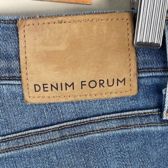 Aritzia Denim Forum The Nico Mid Crop size 27 - Picture 9 of 14